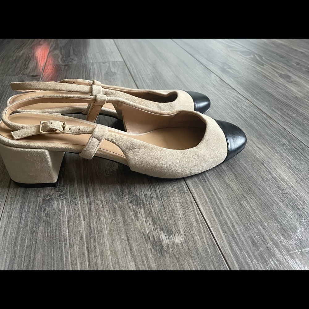 Banana Republic Slingback Heel